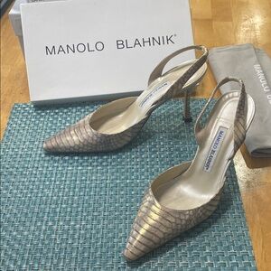 Manolo Blahnik Textured Gold Slingback Heels